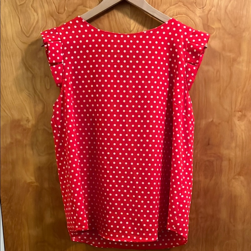 🌸🎉 5 for $20!! 🎉🌸 Monteau Red Boxy Blouse